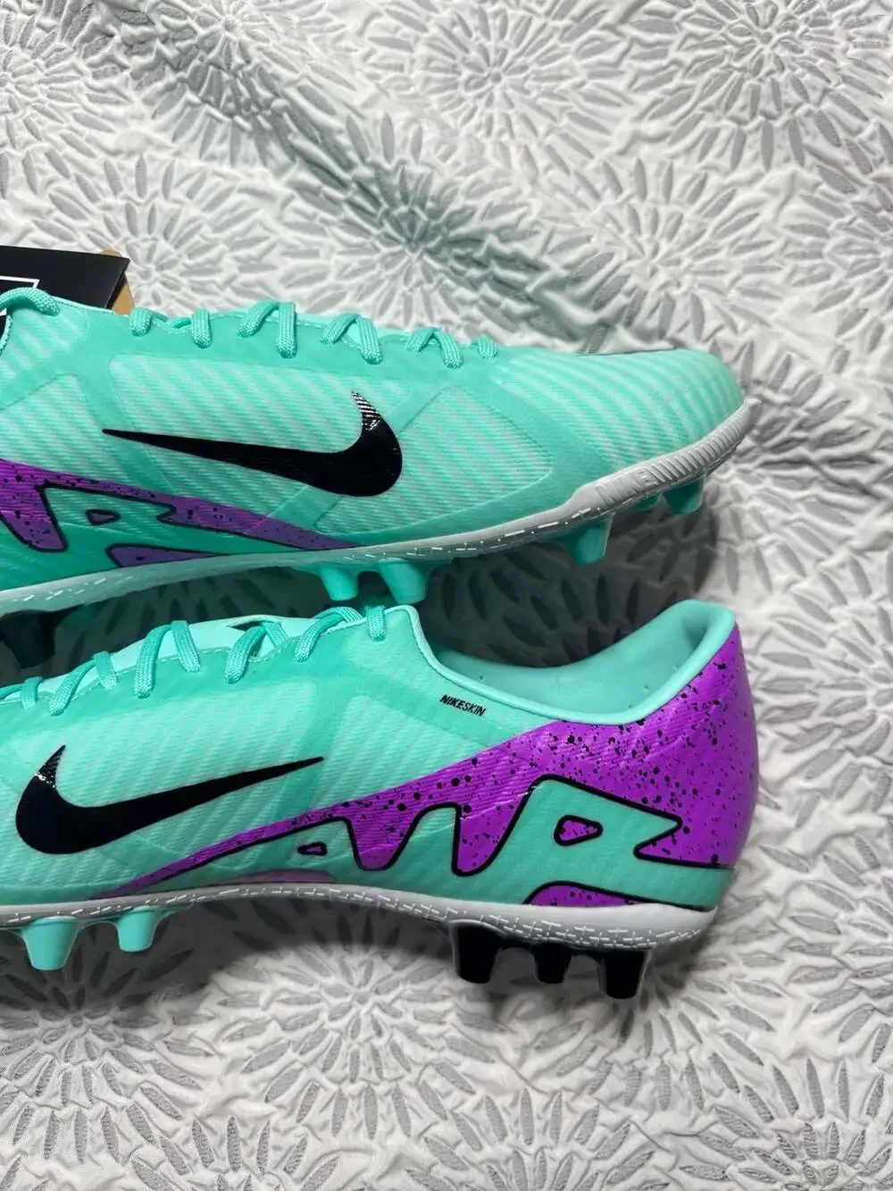 Nike Zoom Mercurial Vapor 15 Academy AG Soccer Cleats 10.5 Men’s DJ5630-300